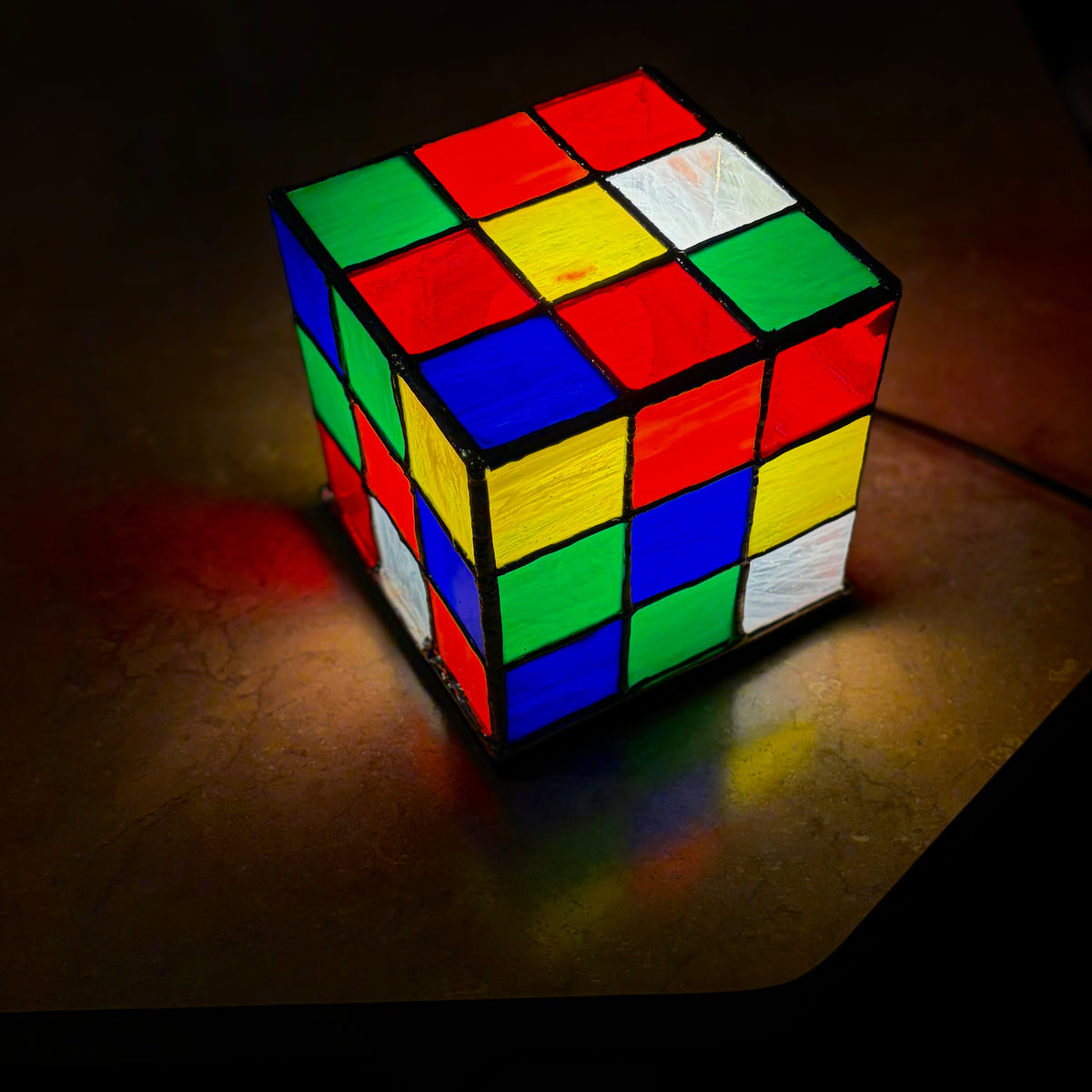 RUBIKS CUBE STAINED GLASS LAMP