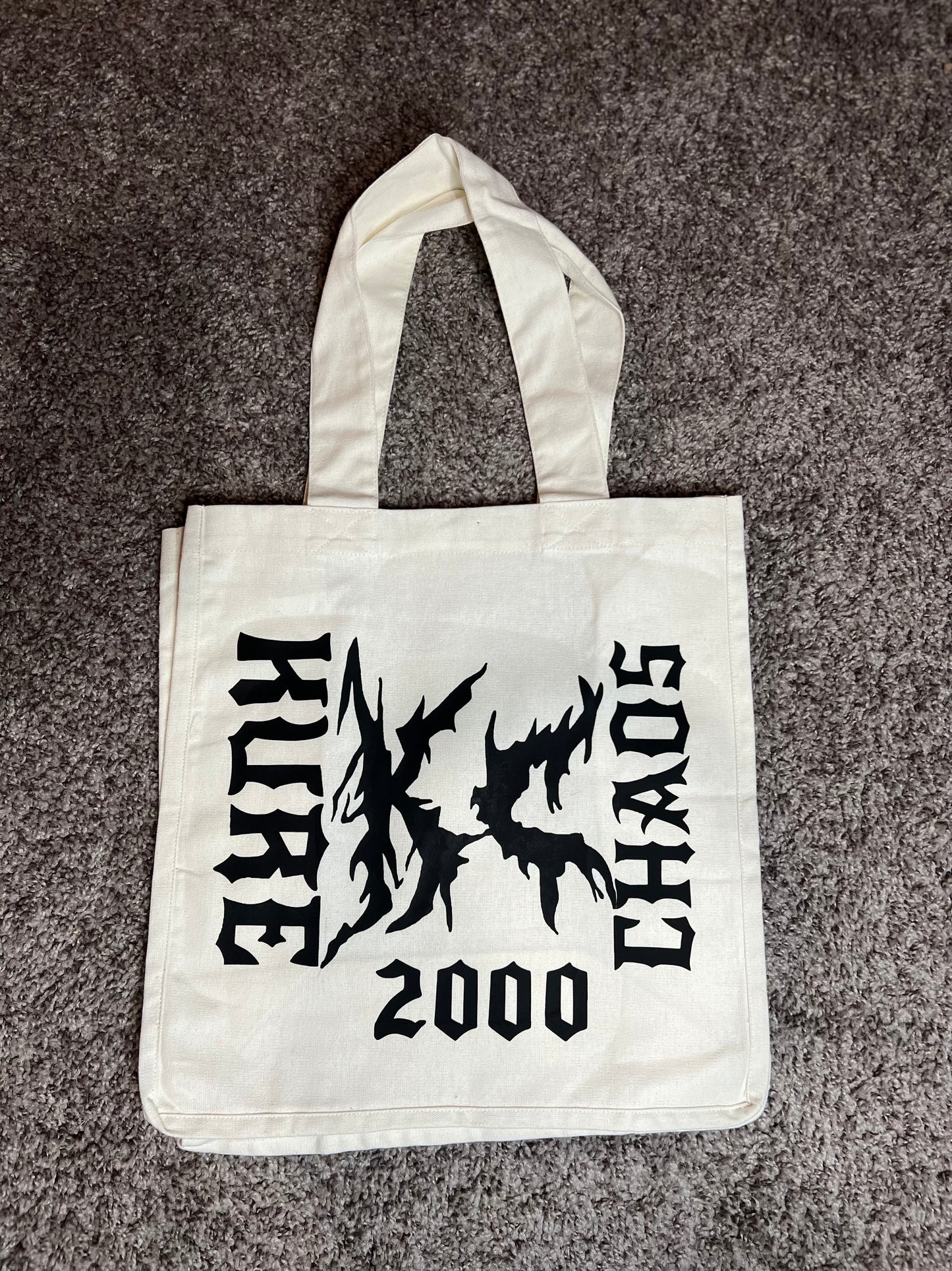 KURE CHAOS TOTE BAGZ